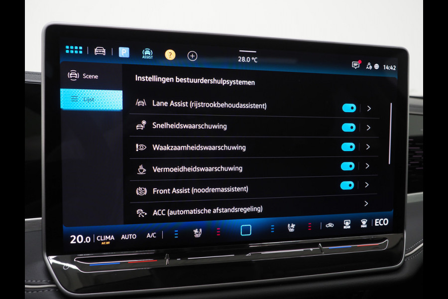 Volkswagen Passat Variant 1.5 eHybrid Elegance | 5 Jaar Garantie | Panoramadak | Leder | Trekhaak | Harman/Kardon | HUD | 360 | Sfeerlicht | Keyless