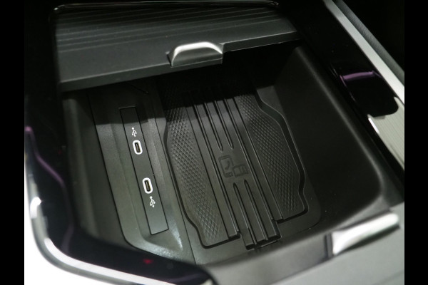Volkswagen Passat Variant 1.5 eHybrid Elegance | 5 Jaar Garantie | Panoramadak | Leder | Trekhaak | Harman/Kardon | HUD | 360 | Sfeerlicht | Keyless