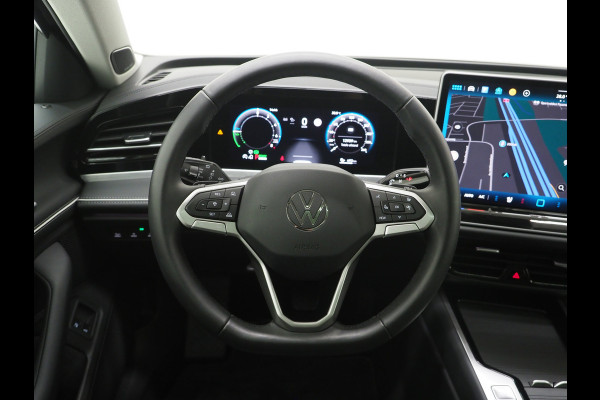Volkswagen Passat Variant 1.5 eHybrid Elegance | 5 Jaar Garantie | Panoramadak | Leder | Trekhaak | Harman/Kardon | HUD | 360 | Sfeerlicht | Keyless