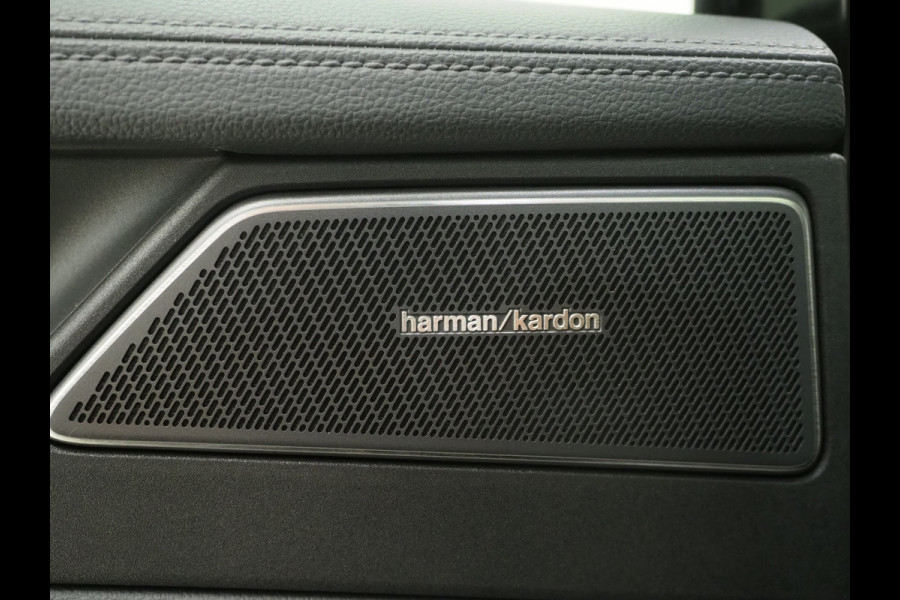 Volkswagen Passat Variant 1.5 eHybrid Elegance | 5 Jaar Garantie | Panoramadak | Leder | Trekhaak | Harman/Kardon | HUD | 360 | Sfeerlicht | Keyless