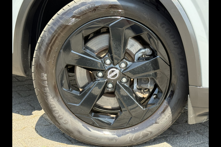Nissan QASHQAI 1.5 e-Power Black Edition | Trekhaak | Pano | Winter-pakket | ACC | 18 inch