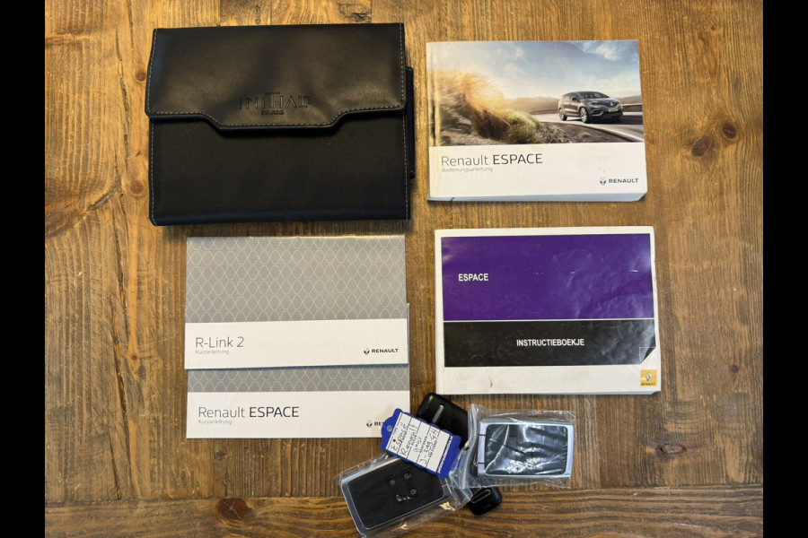 Renault Espace 1.8 TCe Initiale Paris 7p. Automaat Afn.Trekhaak Camera Navi Carplay Cruise PDC V+A Clima Sfeerverlichting