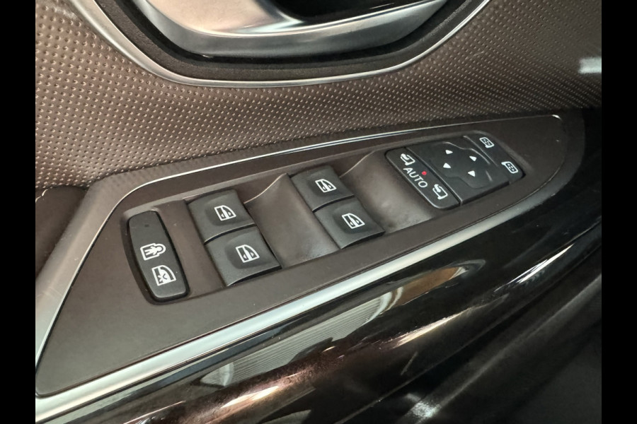Renault Espace 1.8 TCe Initiale Paris 7p. Automaat Afn.Trekhaak Camera Navi Carplay Cruise PDC V+A Clima Sfeerverlichting