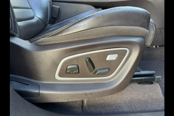 Renault Espace 1.8 TCe Initiale Paris 7p. Automaat Afn.Trekhaak Camera Navi Carplay Cruise PDC V+A Clima Sfeerverlichting