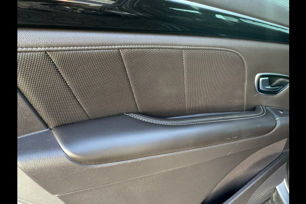 Renault Espace 1.8 TCe Initiale Paris 7p. Automaat Afn.Trekhaak Camera Navi Carplay Cruise PDC V+A Clima Sfeerverlichting