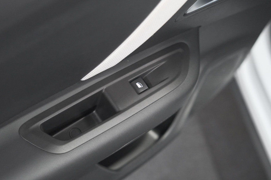 Citroën C4 X 1.2 Hybrid 145 Max | Camera | Adaptieve Cruise Control | Apple Carplay
