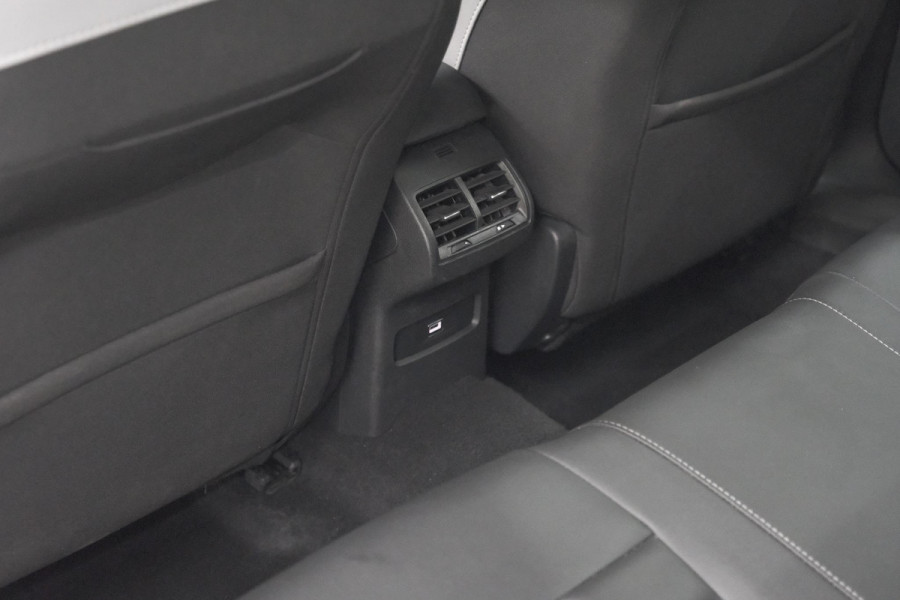 Citroën C4 X 1.2 Hybrid 145 Max | Camera | Adaptieve Cruise Control | Apple Carplay