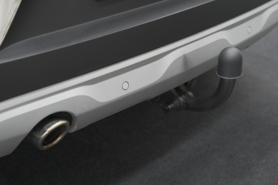 Renault Captur TCe 130 EDC Limited | Trekhaak | Adaptieve Cruise Control | Dodehoekdetectie | Camera