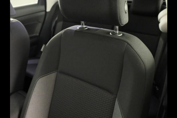 Volkswagen Taigo Life Edition 1.0 95 pk 5 versn. Hand | Climatronic | Trekhaak | Stoelverwarming | Camera |
