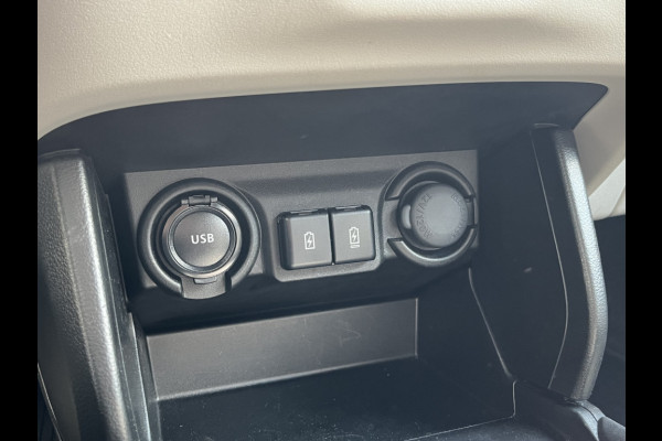 Suzuki Swift 1.2 Smart Hybrid Select CVT Automaat | Meerdere kleuren beschikbaar | €2.200,- voordeel | Adapt. Cruise | Camera | Stoelverwarming | 16'' | Dodehoek | Carplay/Android Auto | Smart Entry |