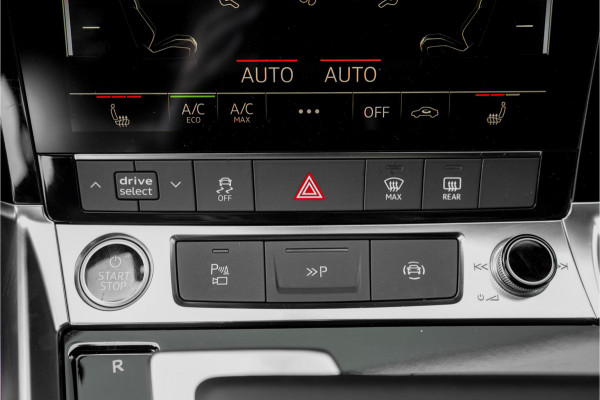 Audi Q8 e-tron 55 Quattro Advanced 115 kWh Pano ACC B&O 21"