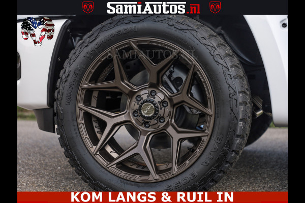 Dodge Ram LIMITED H.O 540PK 706Nm | Massage + Full Option | De Meest Luxe en Volle Pick-Up in zijn Klasse | Comfortabele Dubbele Cabine met Royale 5 Zitplaatsen | BPM vrij | Nu Leverbaar uit Voorraad | Voorraad Nr 2336 - 7700 | De specialist in Amerikaanse pick‑ups in Nederland en Europa.