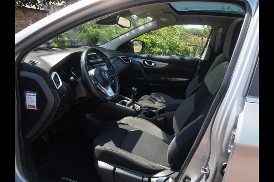 Nissan QASHQAI 1.2 N-Connecta | 360 Camera | Trekhaak | Panoramadak | Cruise Control | Navi | NL-Auto |