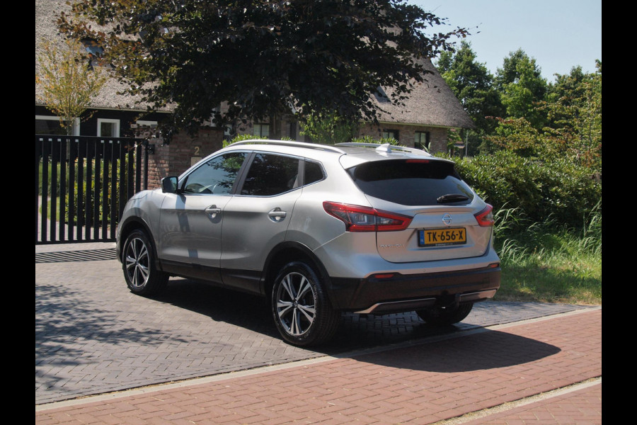 Nissan QASHQAI 1.2 N-Connecta | 360 Camera | Trekhaak | Panoramadak | Cruise Control | Navi | NL-Auto |