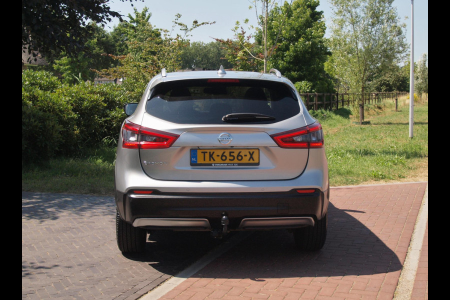 Nissan QASHQAI 1.2 N-Connecta | 360 Camera | Trekhaak | Panoramadak | Cruise Control | Navi | NL-Auto |