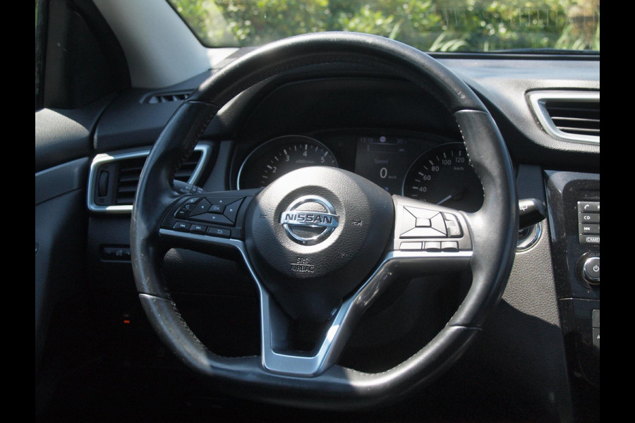 Nissan QASHQAI 1.2 N-Connecta | 360 Camera | Trekhaak | Panoramadak | Cruise Control | Navi | NL-Auto |
