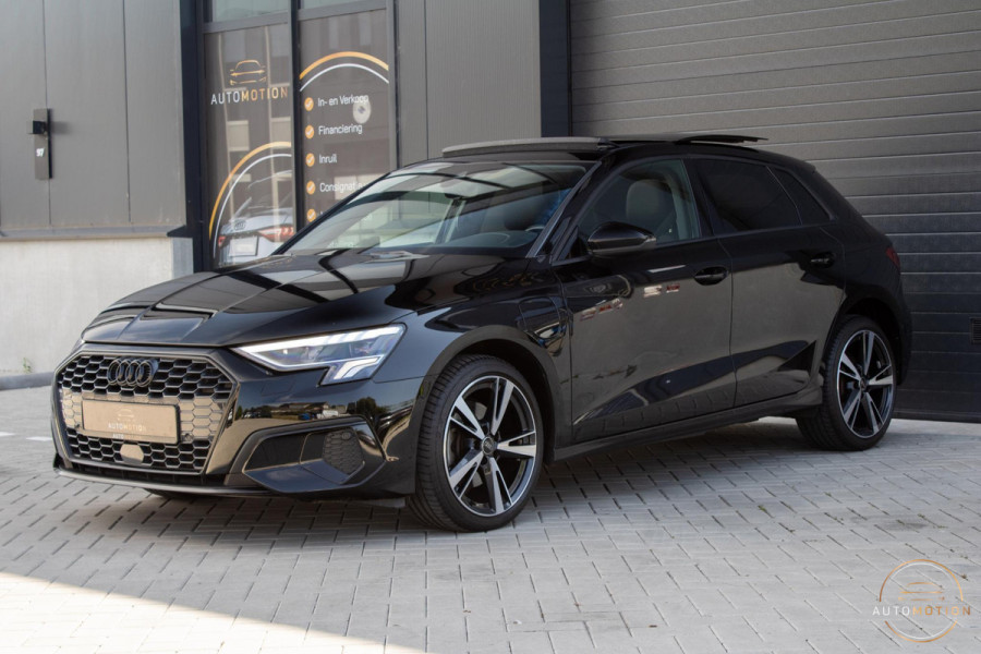 Audi A3 Sportback 40 TFSIe Edition PANO CAMERA PARKEERHULP LED 18 INCH