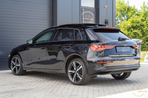 Audi A3 Sportback 40 TFSIe Edition PANO CAMERA PARKEERHULP LED 18 INCH