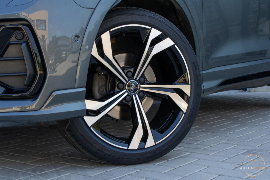 Audi Q3 35 TFSI S Line PANO CAMERA ELEKTRISCHE STOELEN SFEER PARKEERASSISTENT