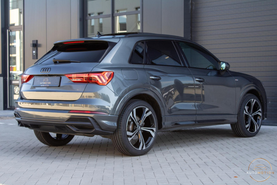 Audi Q3 35 TFSI S Line PANO CAMERA ELEKTRISCHE STOELEN SFEER PARKEERASSISTENT
