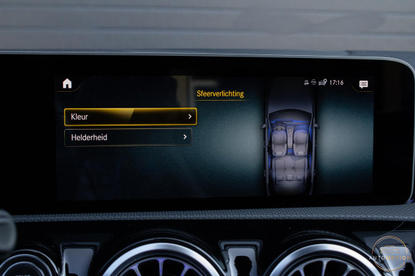 Mercedes-Benz A-Klasse 180 AMG Line PANO DIFFUSSER CAMERA BURMESTER
