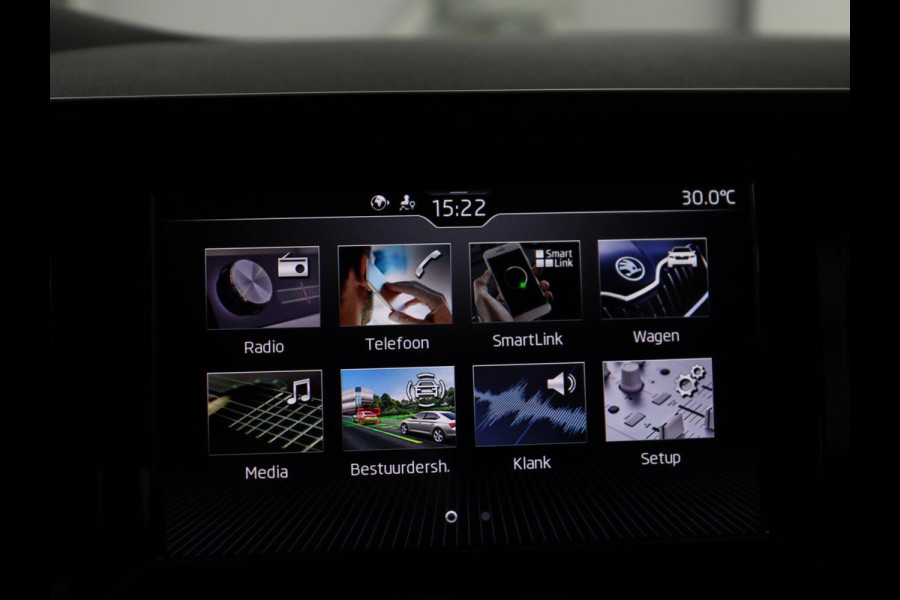 Škoda Kamiq 1.0 TSI Active | Camera | Cruise control | Bluetooth | Carplay | DAB+ | Airco | Full LED