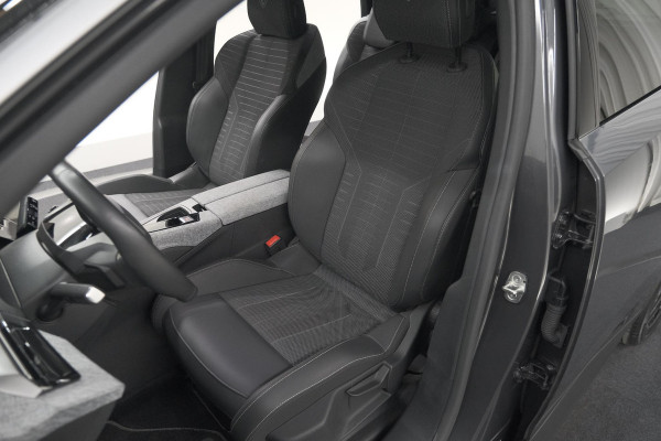 Peugeot 5008 1.2 Hybrid 136 GT 7p | Adaptieve Cruise Control | Camera | Elektrische Kofferklep | Stoelverwarming