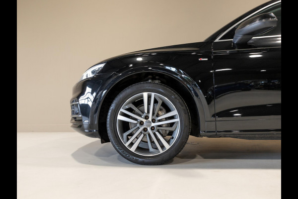 Audi Q5 2.0 TFSI quattro Sport S-Line / 252pk / Apple carplay / Stoelverwarming / Adaptieve cruise control /