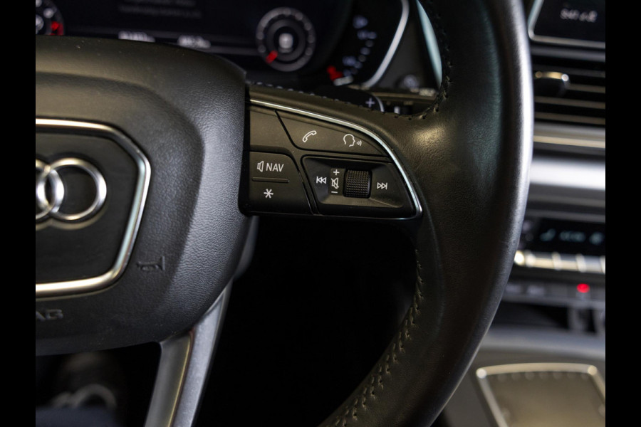 Audi Q5 2.0 TFSI quattro Sport S-Line / 252pk / Apple carplay / Stoelverwarming / Adaptieve cruise control /