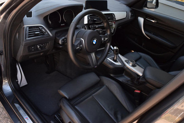 BMW 1-serie 118i M Sport Edition|Dak|Carplay|Leer|Dealero.h.