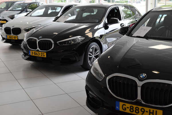 BMW 1-serie 118i M Sport Edition|Dak|Carplay|Leer|Dealero.h.