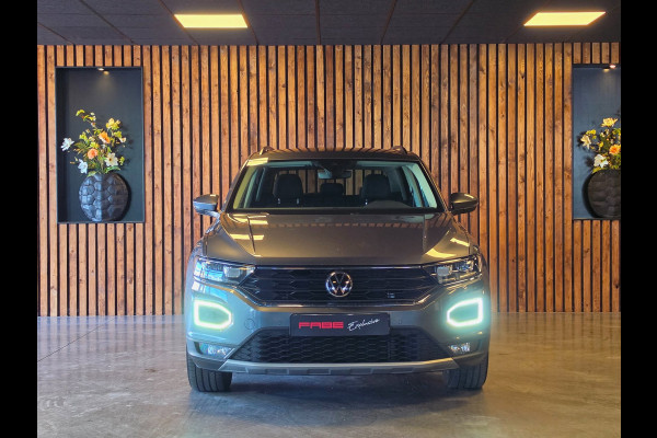 Volkswagen T-Roc 1.5 TSI Sport l DSG l Led l Carplay l Camera l Virtual