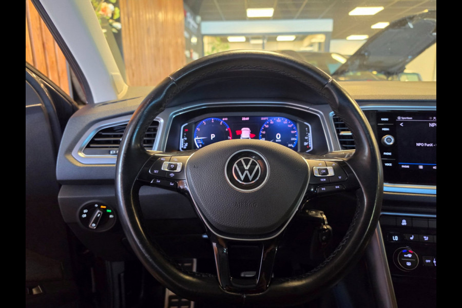 Volkswagen T-Roc 1.5 TSI Sport l DSG l Led l Carplay l Camera l Virtual