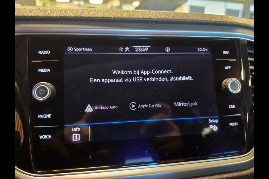 Volkswagen T-Roc 1.5 TSI Sport l DSG l Led l Carplay l Camera l Virtual