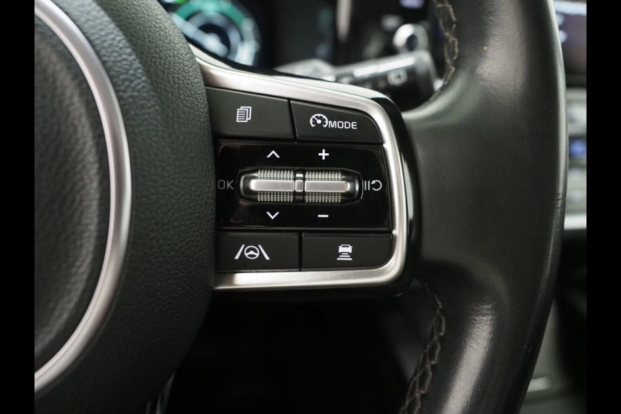 Kia Sorento 1.6 T-GDI Plug-in Hybrid 4WD 7p. | Trekhaak | Camera | Adaptive Cruise | Keyless | Virtual | DAB | Carplay