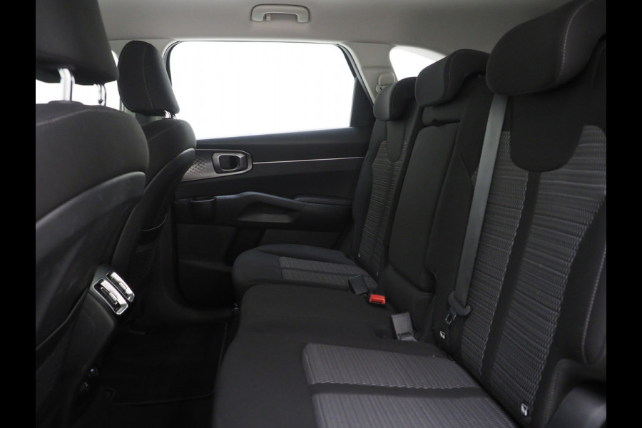 Kia Sorento 1.6 T-GDI Plug-in Hybrid 4WD 7p. | Trekhaak | Camera | Adaptive Cruise | Keyless | Virtual | DAB | Carplay