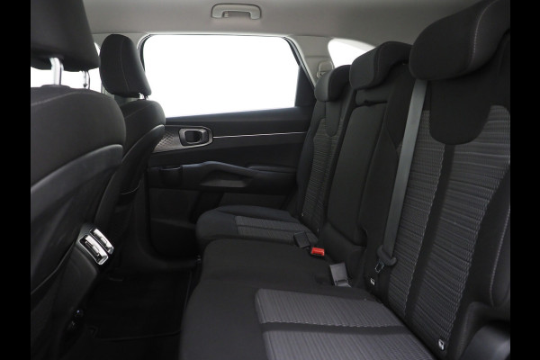 Kia Sorento 1.6 T-GDI Plug-in Hybrid 4WD 7p. | Trekhaak | Camera | Adaptive Cruise | Keyless | Virtual | DAB | Carplay
