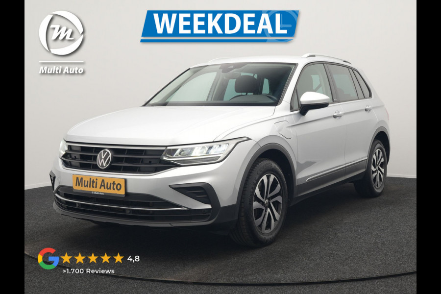 Volkswagen Tiguan 1.4 TSI eHybrid Active PHEV 245pk Dealer O.H. | Trekhaak Af Fabriek | Adaptive Cruise | Camera | LED verlichting | Stoelen & Stuur Verwarmd | Apple Carplay | Navigatie | Virtual Cockpit | DAB | Plug In Hybrid |