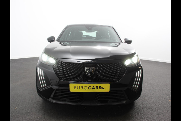 Peugeot 2008 1.2 Hybrid 145 Style Automaat Climate control Cruise control Apple Carplay/ Android Auto led Lichtmetalen velgen Parkeersensoren Camera