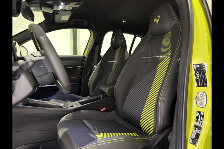 Fiat 600E Abarth Turismo 54 kWh | Acid Green