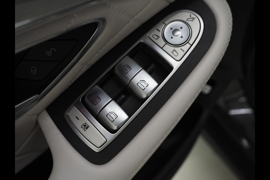 Mercedes-Benz GLC 300e 4MATIC AMG Manufaktur | Two Tone Exclusive Leder | Panoramadak | Burmester | HUD | 360 | Memory | Sfeerlicht | Keyless