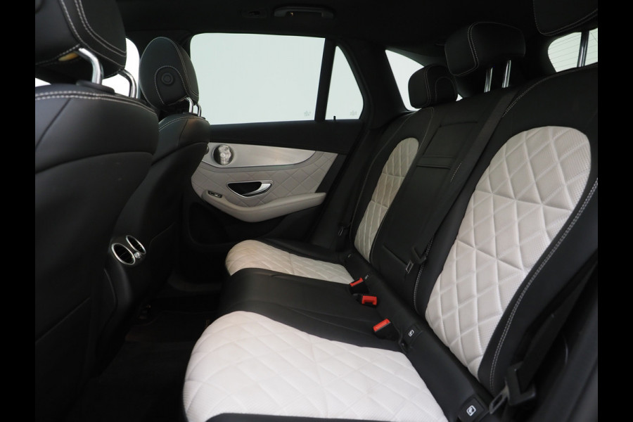 Mercedes-Benz GLC 300e 4MATIC AMG Manufaktur | Two Tone Exclusive Leder | Panoramadak | Burmester | HUD | 360 | Memory | Sfeerlicht | Keyless