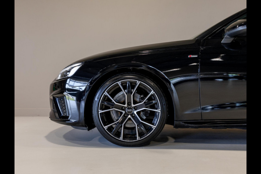 Audi A4 Avant 35 TFSI S edition Competition / 150pk / Stoelverwarming / Apple CarPlay /