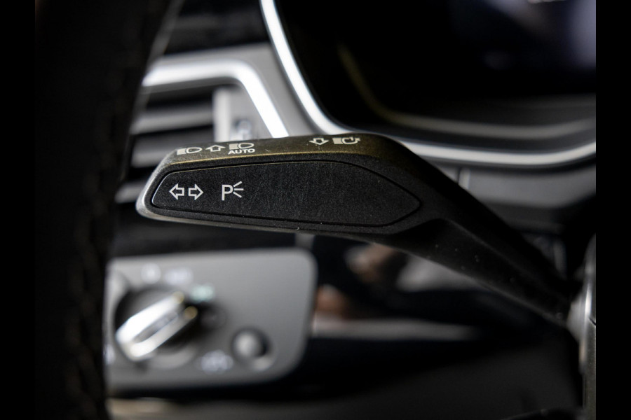 Audi A4 Avant 35 TFSI S edition Competition / 150pk / Stoelverwarming / Apple CarPlay /