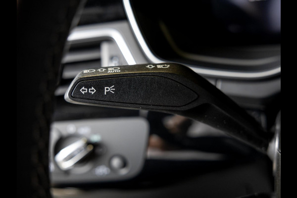 Audi A4 Avant 35 TFSI S edition Competition / 150pk / Stoelverwarming / Apple CarPlay /