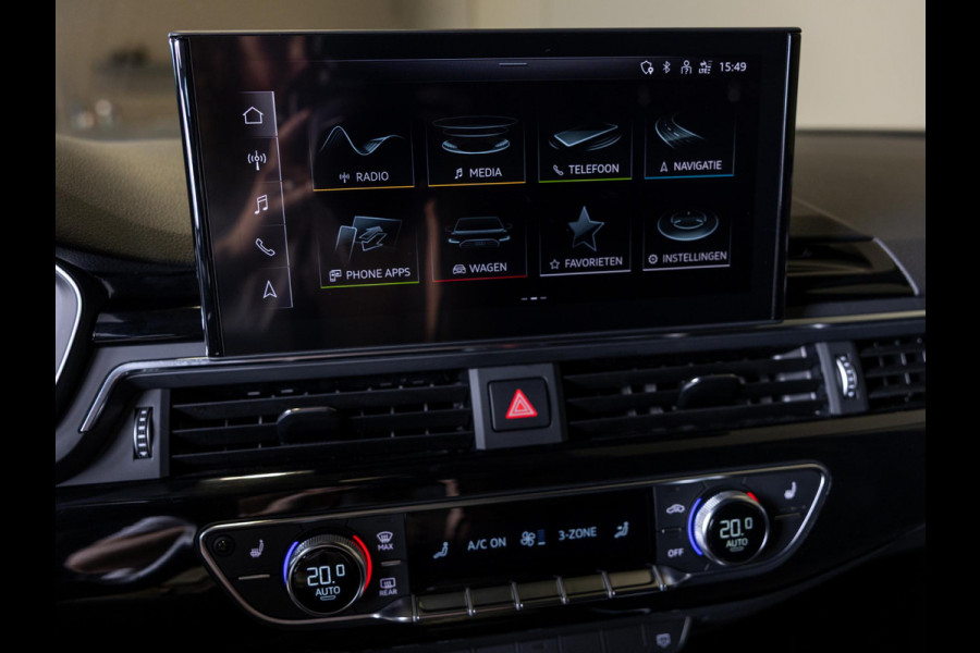 Audi A4 Avant 35 TFSI S edition Competition / 150pk / Stoelverwarming / Apple CarPlay /