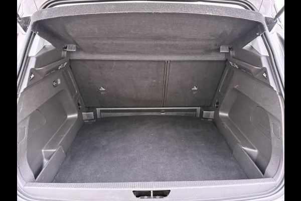 Opel Grandland X 131PK Turbo AGR-Comfort Stoelen Camera Navi Apple Carplay Android Auto Ecc Pdc Business + Lmv Privacy Glas Led Bluetooth Cruise Control Lane Assist Isofix Origineel Nederlandse Auto