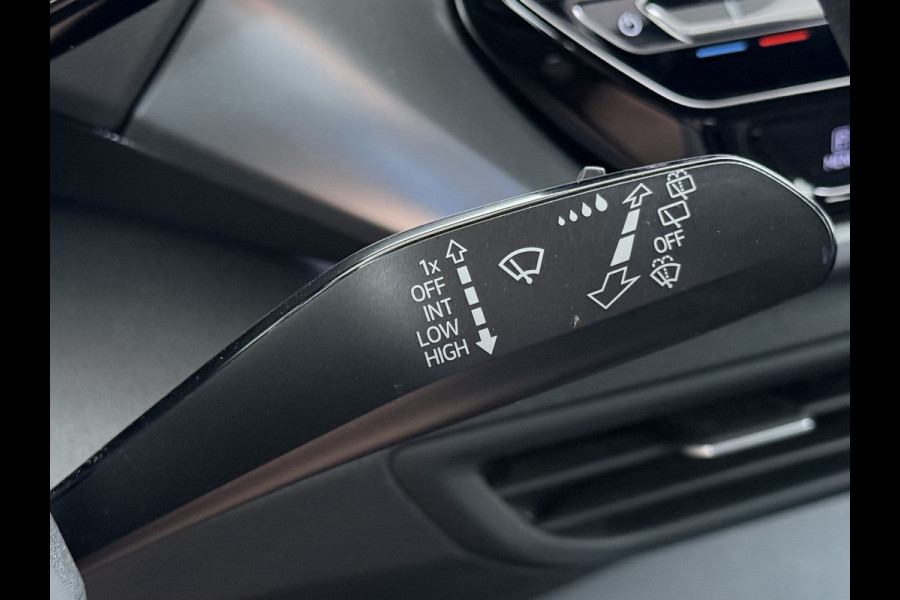 Volkswagen ID.4 Pro 82kWh SOH 93% Adap.Cruise Camera Stuur+Stoelverwarming 3-Zone Ecc Navi Apple Carplay Android Auto Lmv 19" Isofix Led Keyless Advanced Comfort Pakket Plus Assistance Pakket 1e Eigenaar Origineel Nederlandse Auto