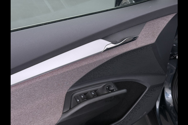 Škoda ENYAQ iV 60 First Edition SOH 92% Adap.Cruise Camera Elek.Stoel+Memory Stoel+Stuurverwarming 3-Zone Ecc Apple Carplay Android Auto Pdc P-Assist Privacy Glas Lmv Led-Matrix Isofix Keyless advanced Bleutooth Rijstrooksensor 1e Eigenaar Dealeronderhouden Origineel Nederlandse Auto