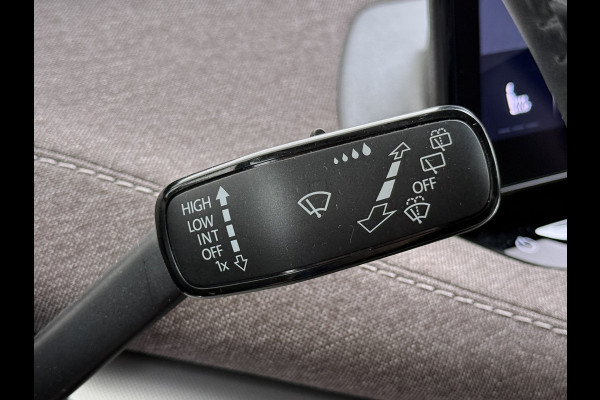 Škoda ENYAQ iV 60 First Edition SOH 92% Adap.Cruise Camera Elek.Stoel+Memory Stoel+Stuurverwarming 3-Zone Ecc Apple Carplay Android Auto Pdc P-Assist Privacy Glas Lmv Led-Matrix Isofix Keyless advanced Bleutooth Rijstrooksensor 1e Eigenaar Dealeronderhouden Origineel Nederlandse Auto